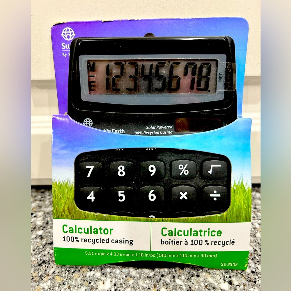 SOLAR POWERED CALCULATOR BY SUSTAINABLE EARTH
